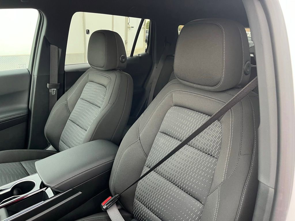 New 2026 Chevrolet Equinox LT w/ Safety and Technology Package image 11