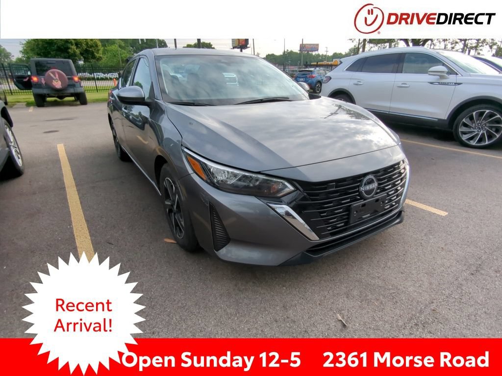 Used 2025 Nissan Sentra SV FWD image 1