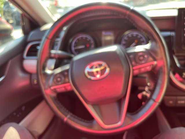 Used 2022 Toyota Camry SE FWD image 25