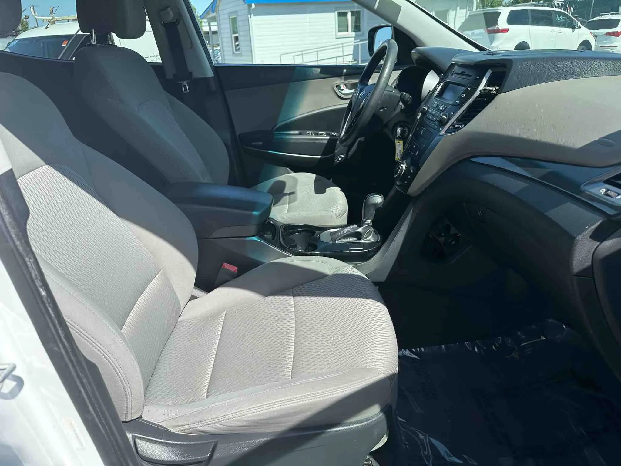 Used 2014 Hyundai Santa Fe Sport image 19