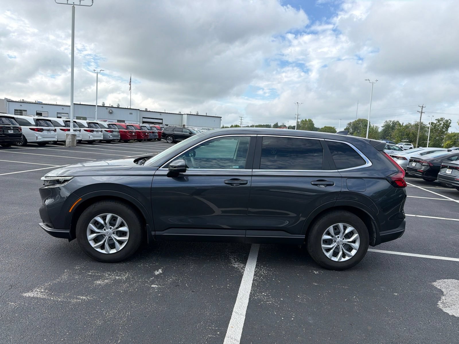 Used 2026 Honda CR-V LX image 3
