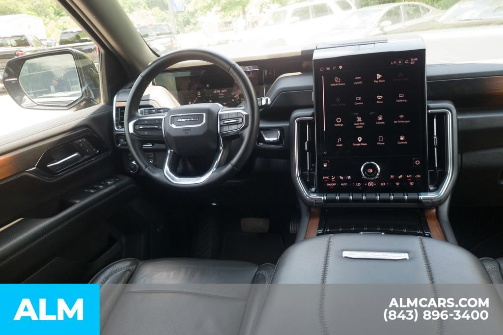 Used 2025 GMC Yukon Denali AWD/4WD image 22