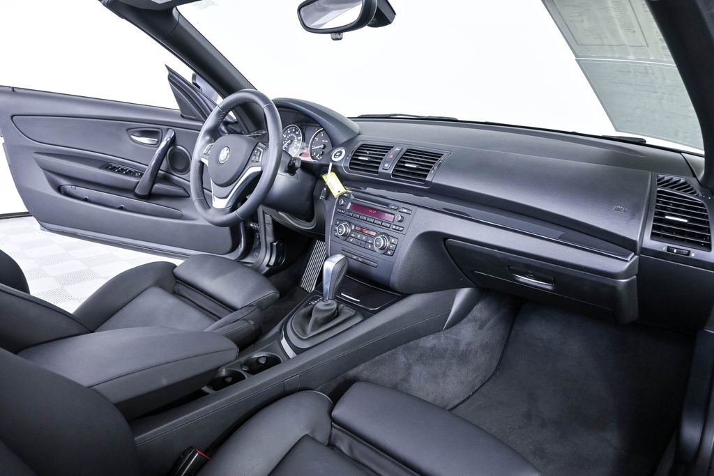 Used 2013 BMW 128i Convertible RWD image 20