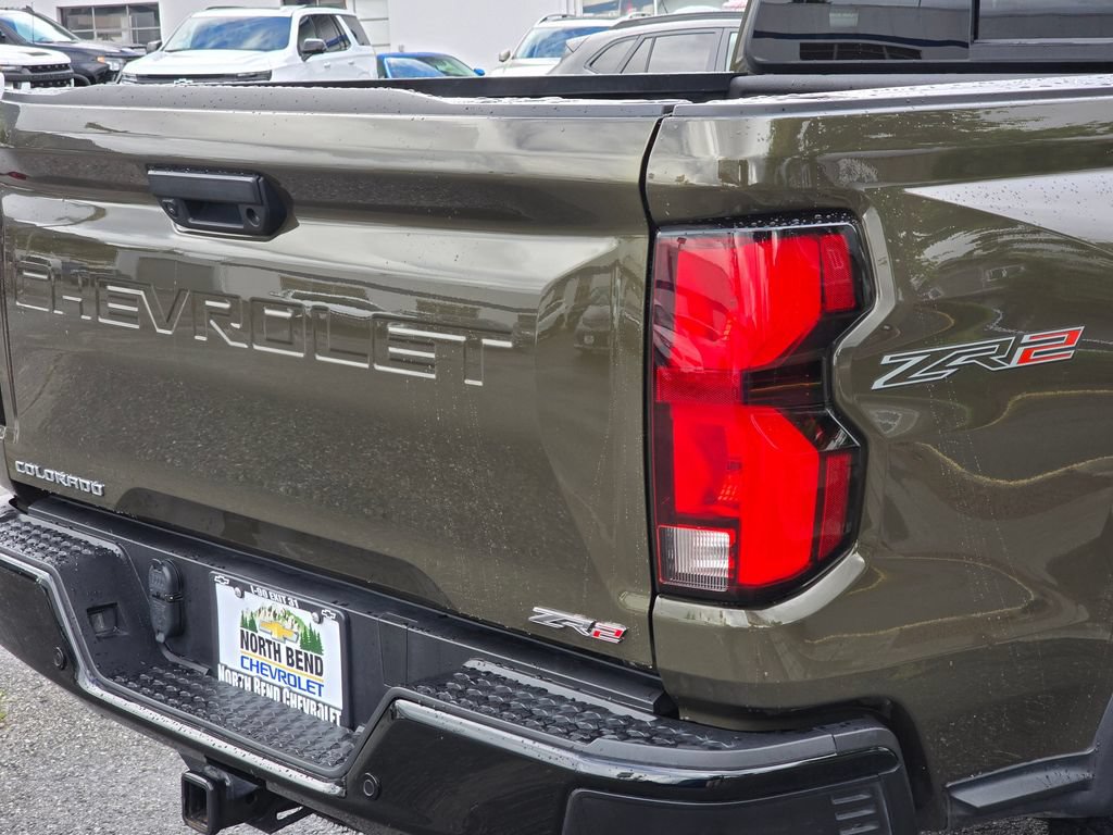 Used 2024 Chevrolet Colorado ZR2 AWD/4WD image 14