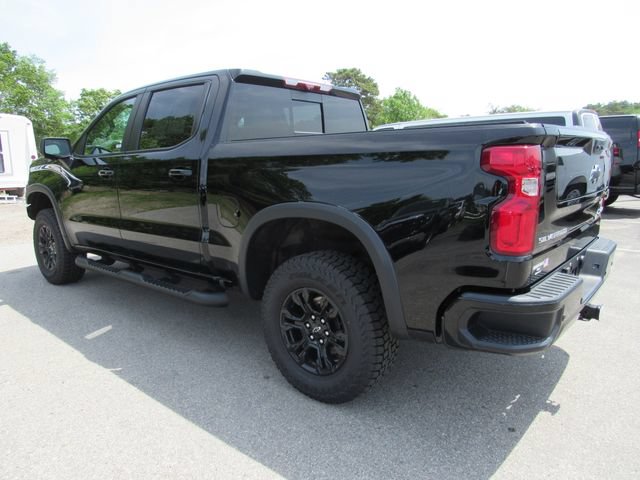 Certified 2023 Chevrolet Silverado 1500 ZR2 w/ Technology Package AWD/4WD image 7
