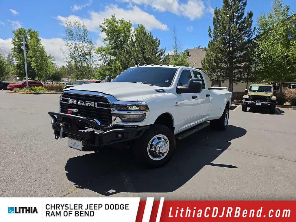 Used 2026 RAM 3500 Tradesman AWD/4WD image 1