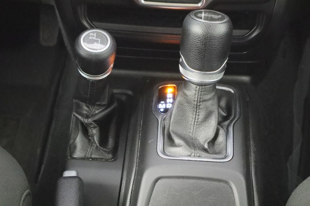 Used 2020 Jeep Wrangler Unlimited Sport image 13