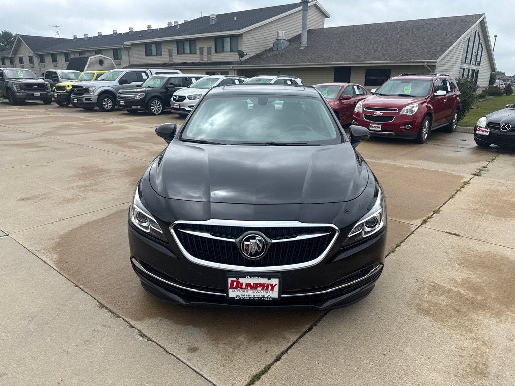 Used 2019 Buick LaCrosse Essence w/ Sun and Shade Package AWD/4WD image 8