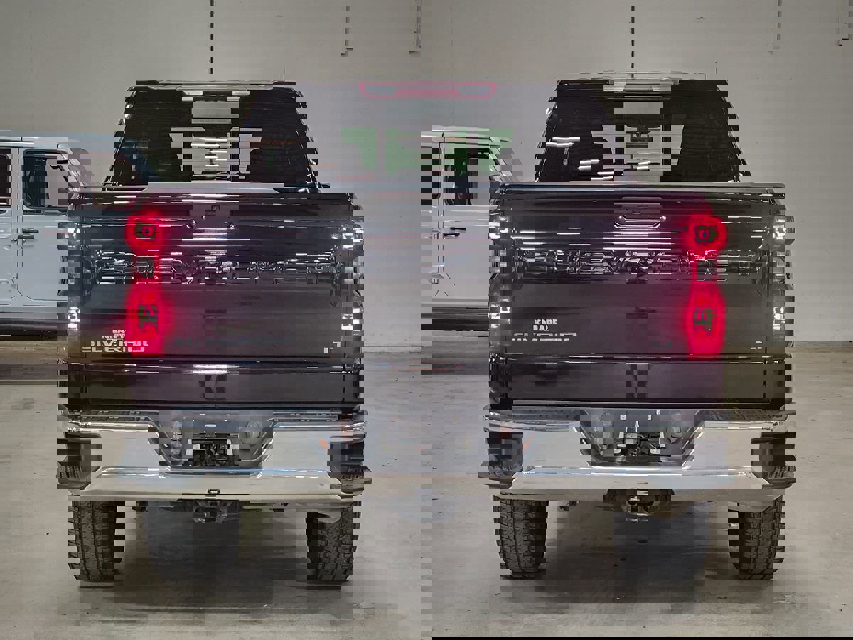 Used 2021 Chevrolet Silverado 1500 LT w/ Texas Edition Plus image 10