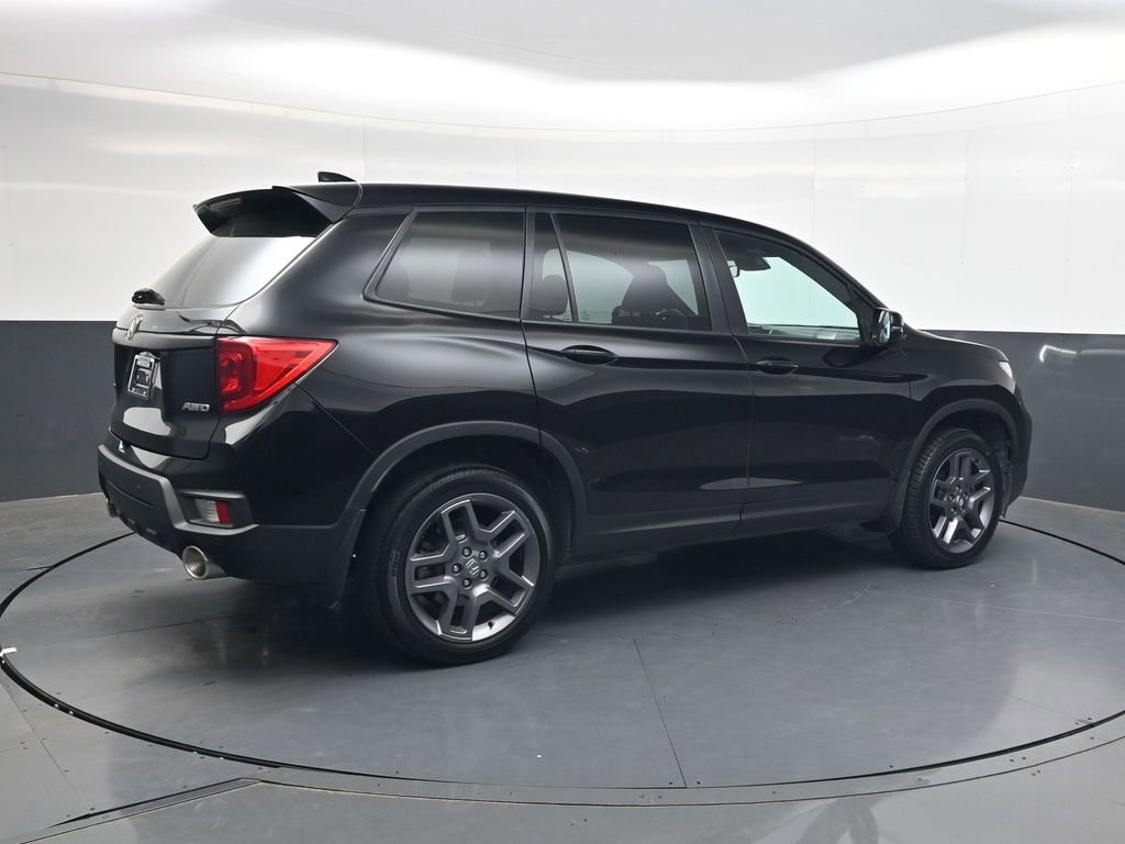 Used 2023 Honda Passport EX-L image 4