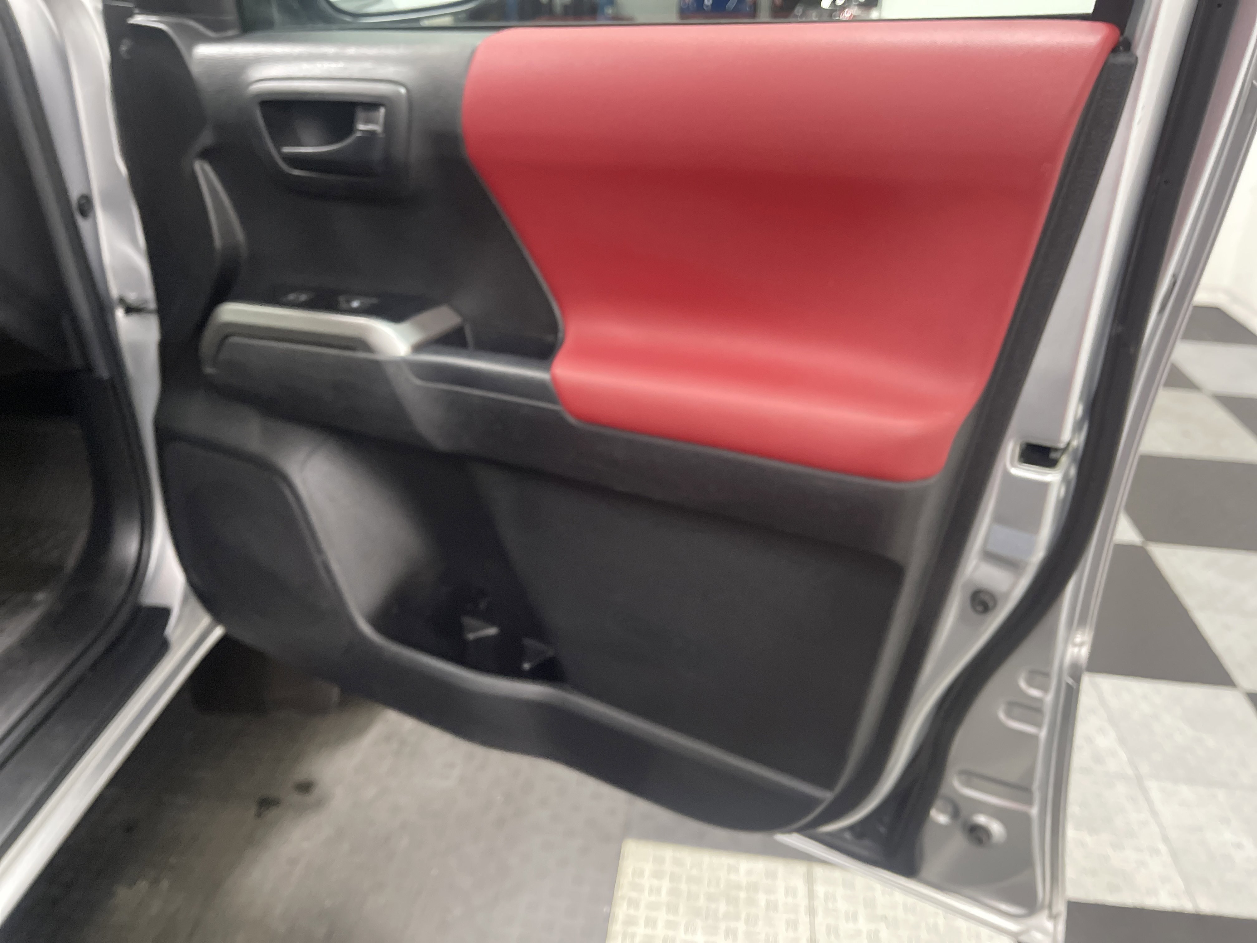 Used 2023 Toyota Tacoma SR5 w/ SX Package image 17