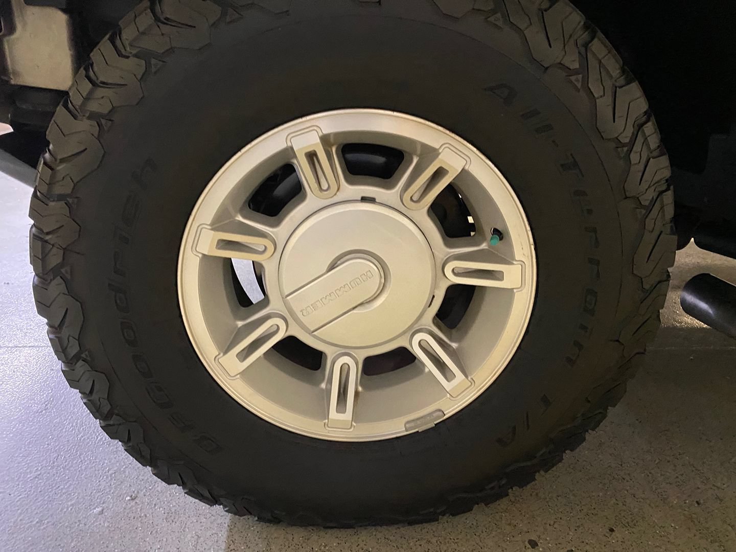 Used 2004 HUMMER H2 w/ Preferred Equipment Group AWD/4WD image 26