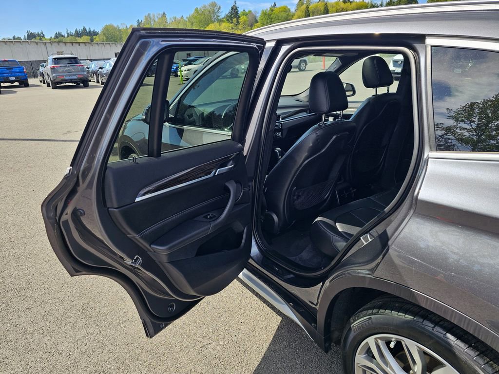 Used 2016 BMW X1 xDrive28i AWD/4WD image 23