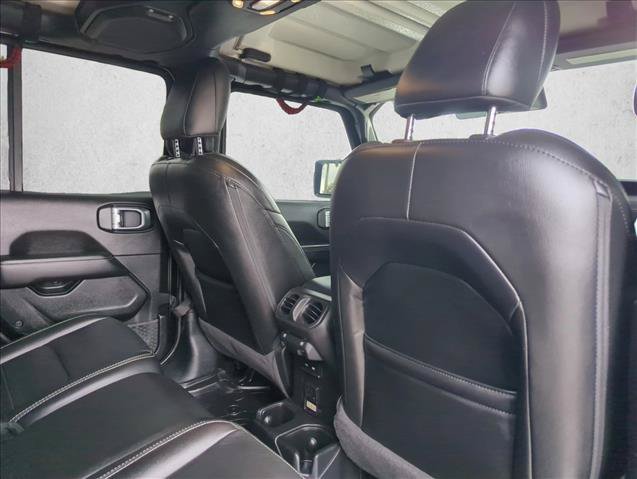 Used 2020 Jeep Gladiator Overland AWD/4WD image 22