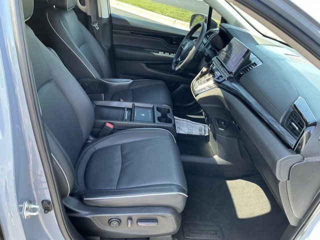 Used 2025 Honda Odyssey Elite image 23