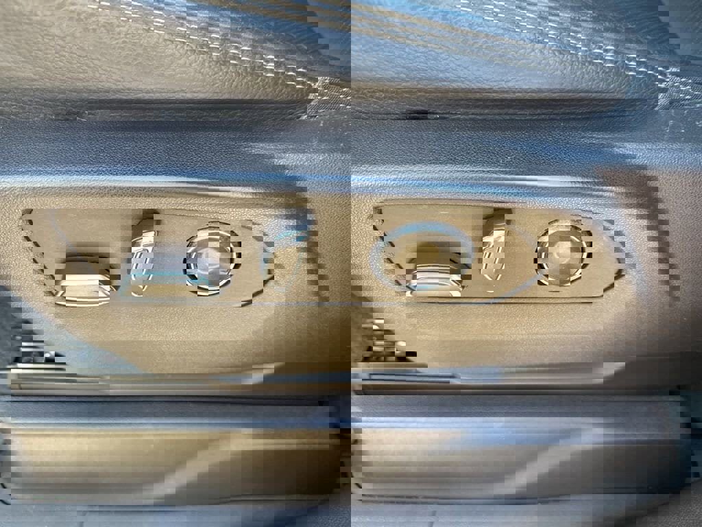 Used 2021 GMC Yukon Denali image 23