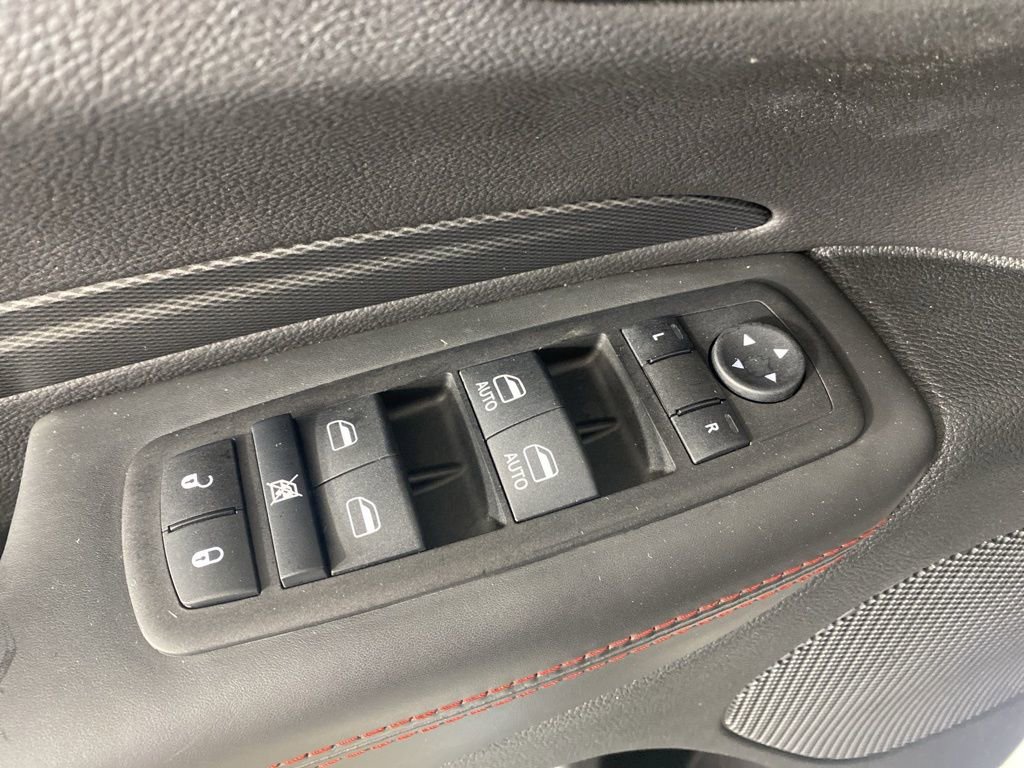 Used 2025 Dodge Durango R/T AWD/4WD image 15