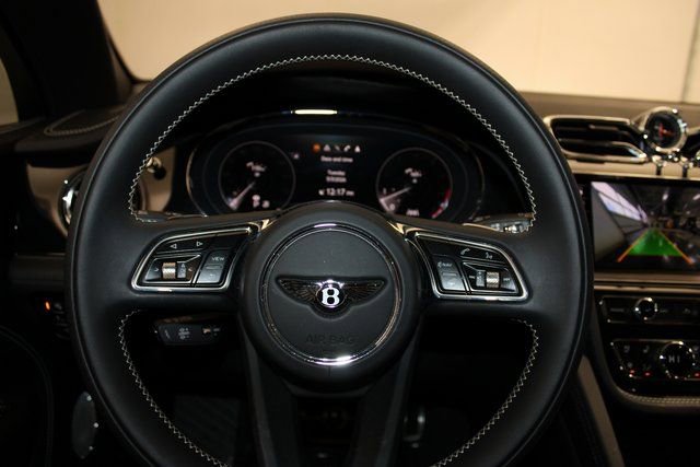 Used 2023 Bentley Bentayga Extended Wheelbase image 43