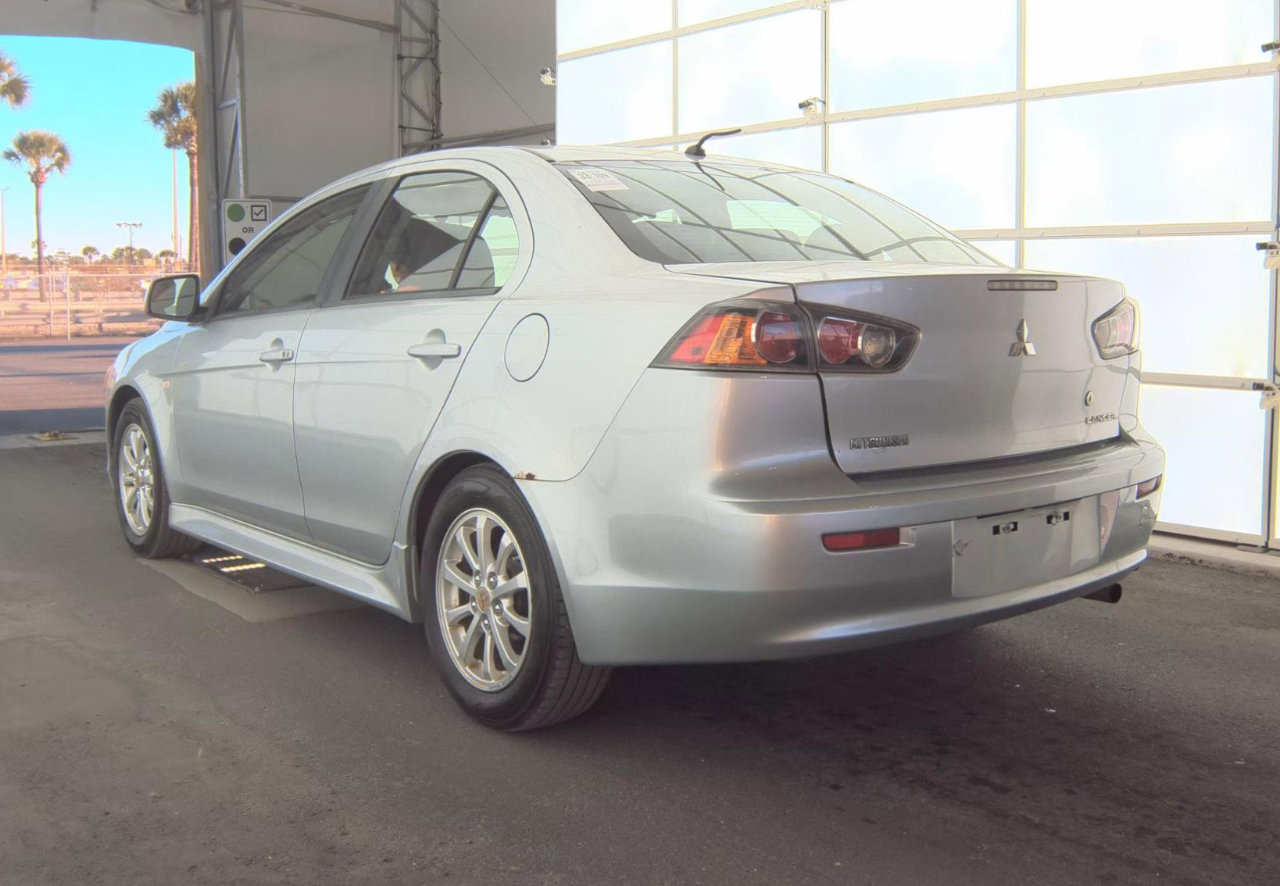 Used 2011 Mitsubishi Lancer SE image 2