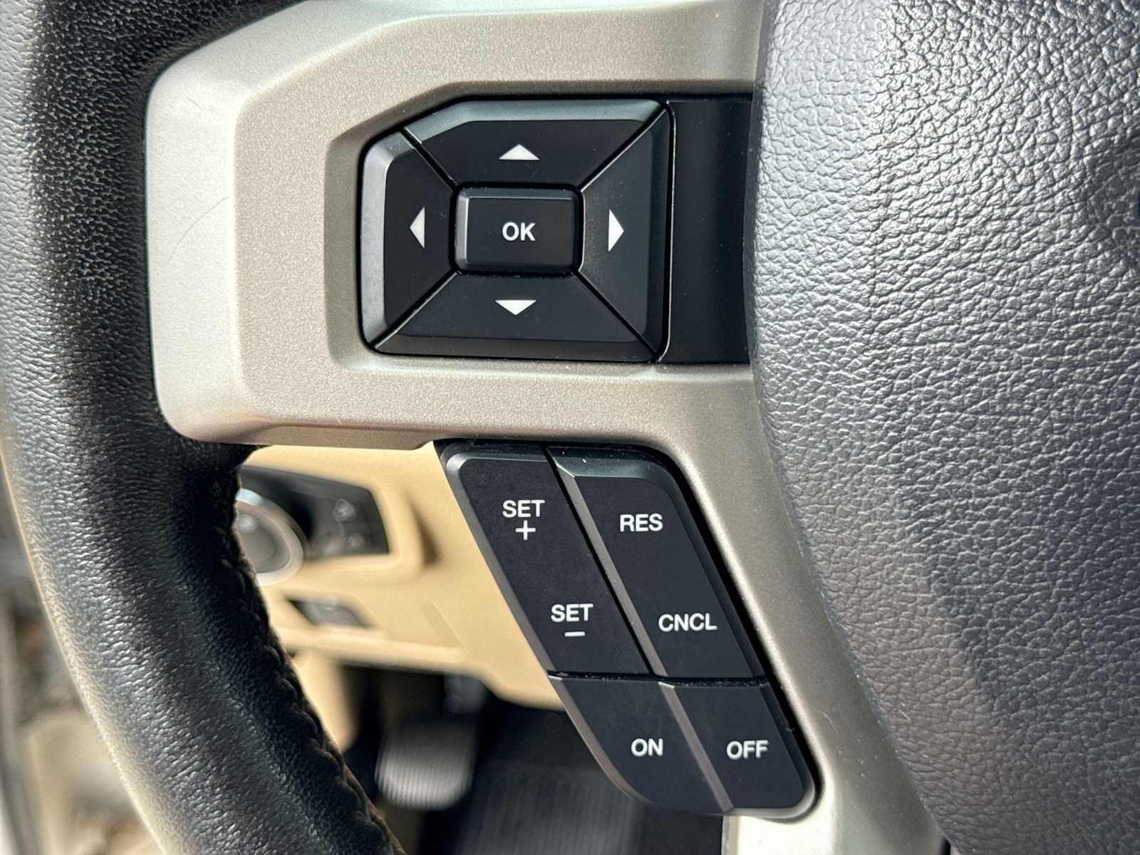 Used 2019 Ford F250 Lariat AWD/4WD image 23