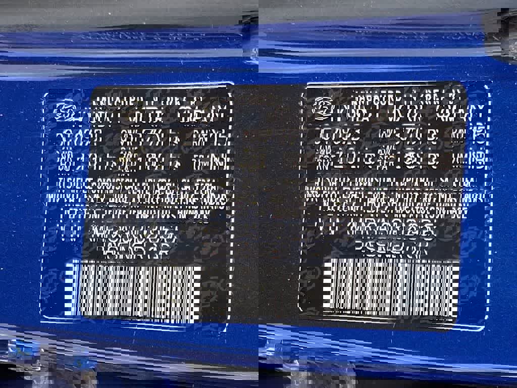 Used 2024 Hyundai Venue Limited image 27