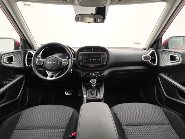 Used 2023 Kia Soul LX FWD image 23