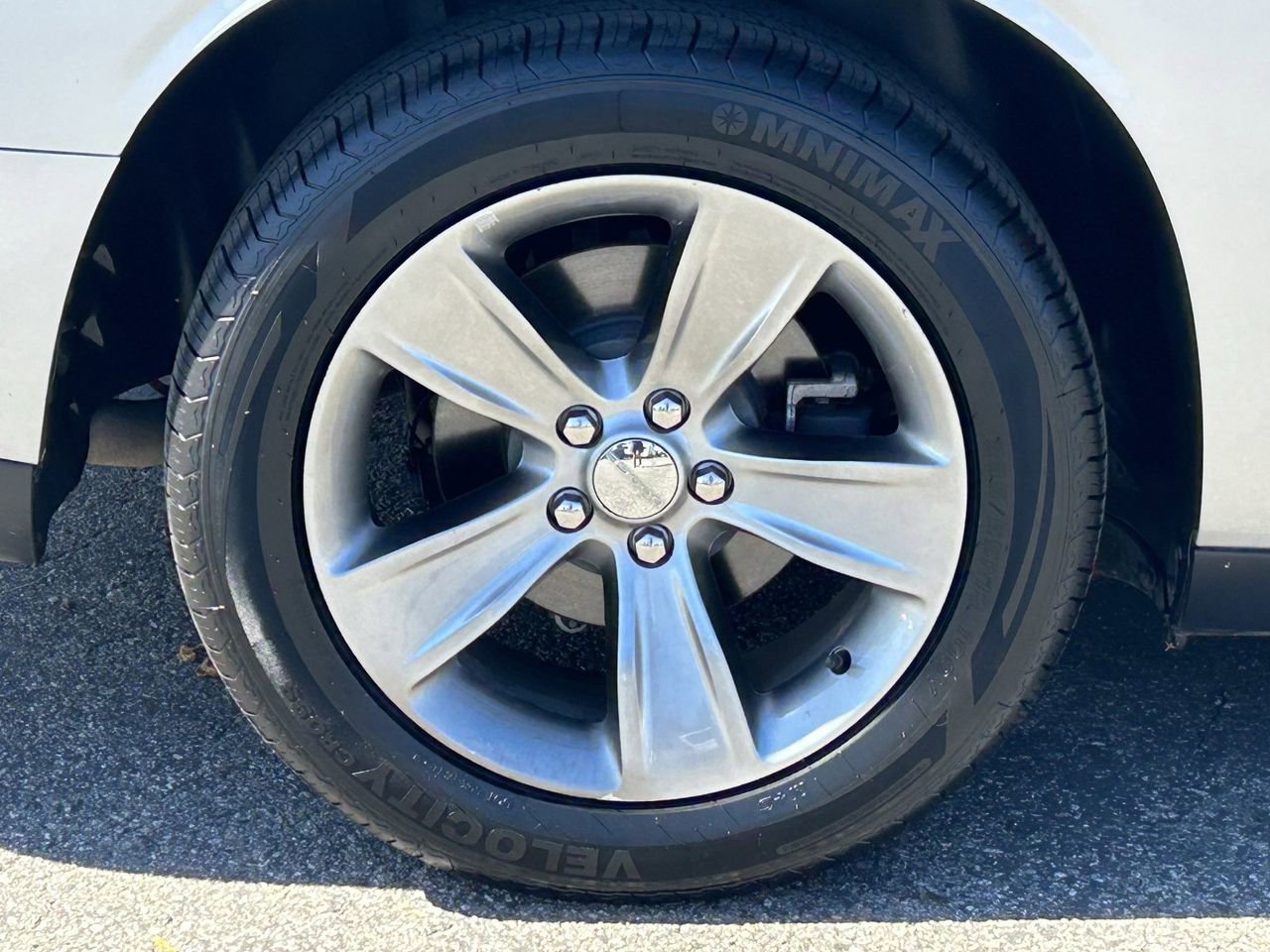 Used 2019 Dodge Challenger SXT image 8