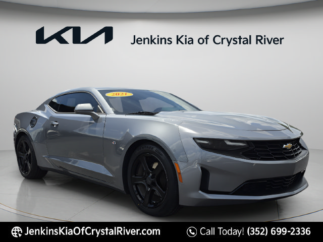Used 2021 Chevrolet Camaro LT w/ Technology Package RWD image 1