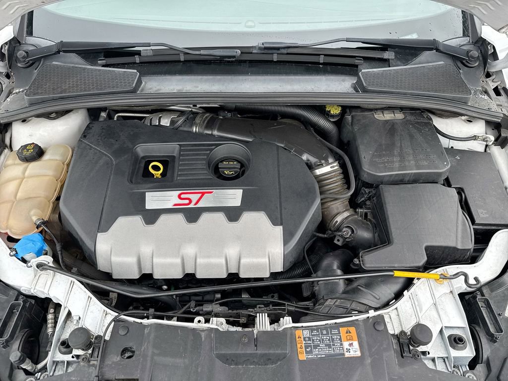 Used 2015 Ford Focus ST image 25