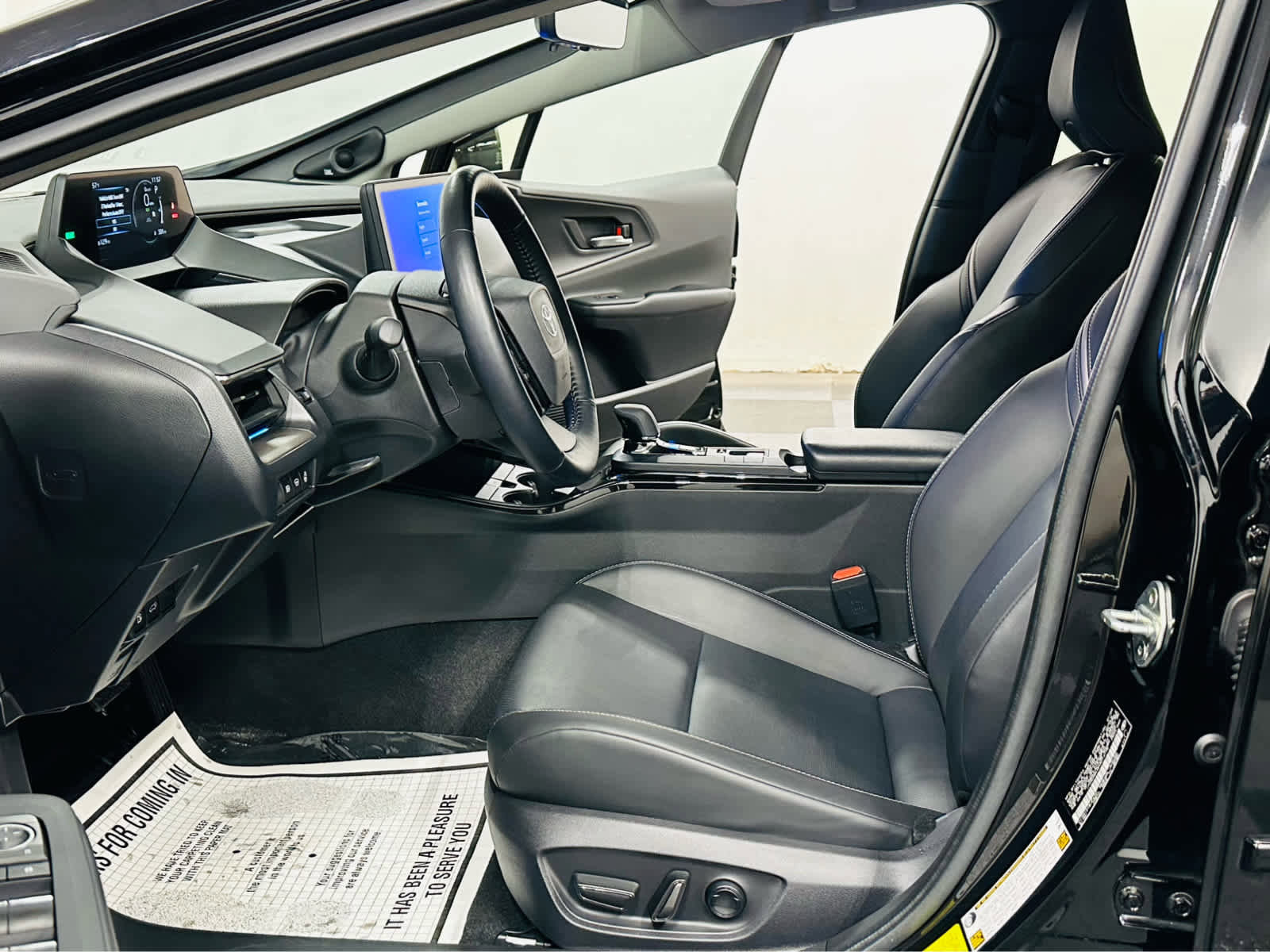 Used 2024 Toyota Prius Limited image 7