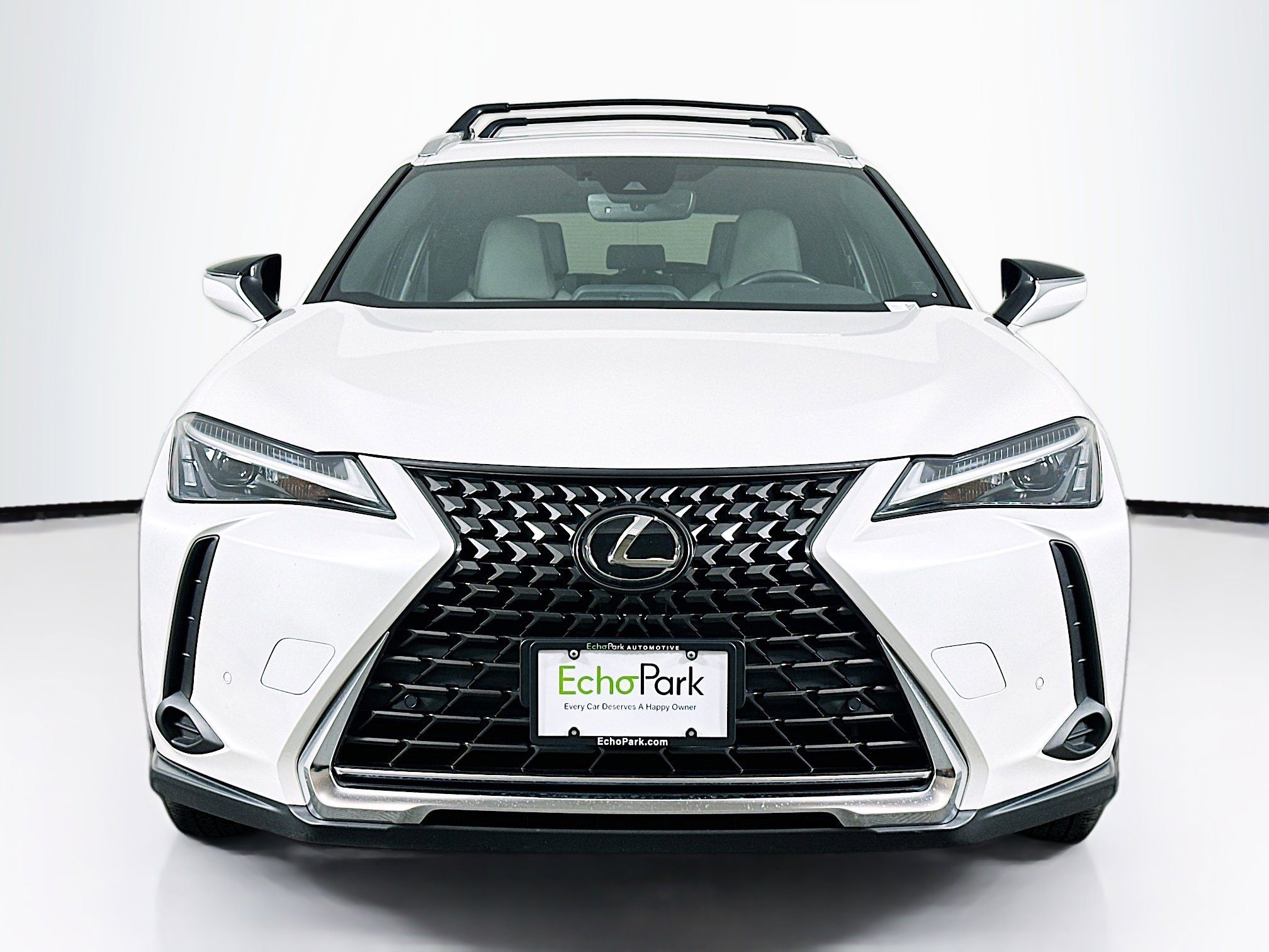 Used 2023 Lexus UX 250h FWD image 2