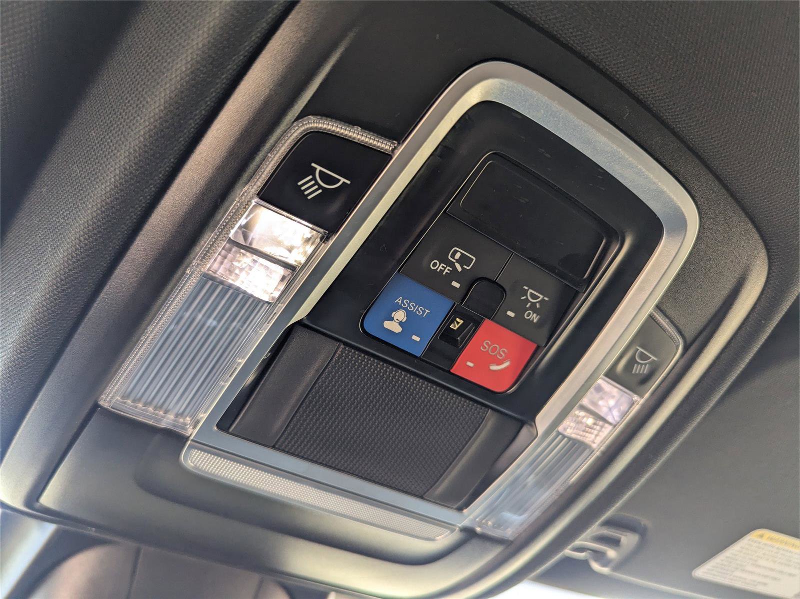 Used 2024 RAM 1500 Laramie image 24