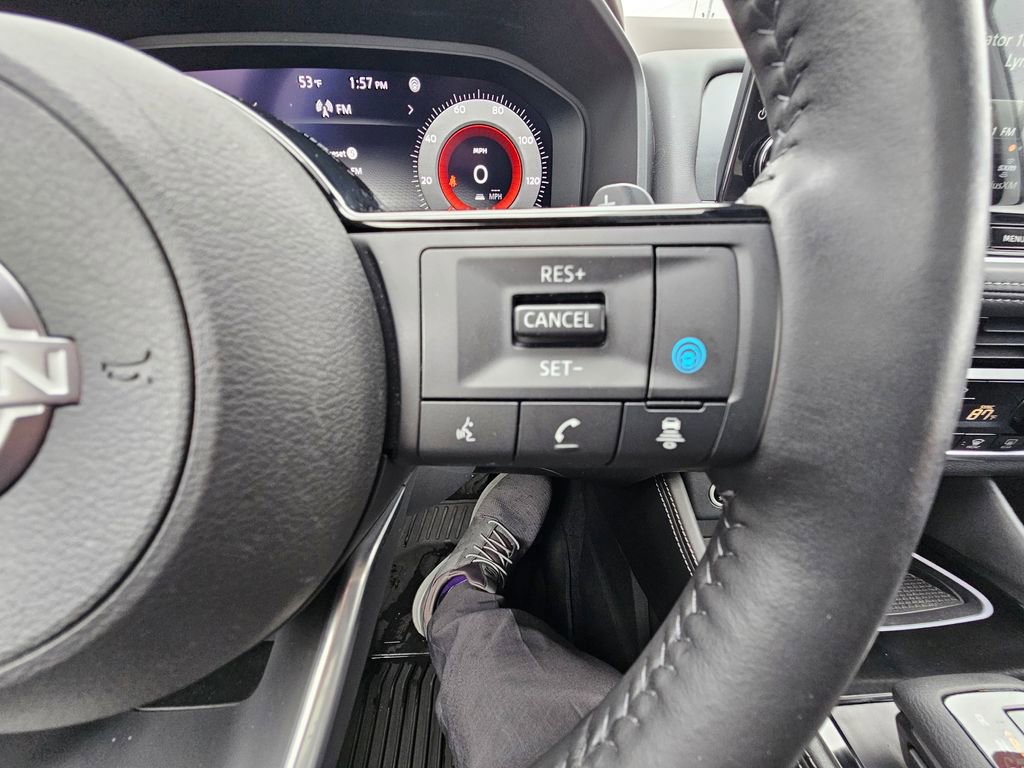 Used 2023 Nissan Rogue Platinum w/ Platinum Premium Package image 26