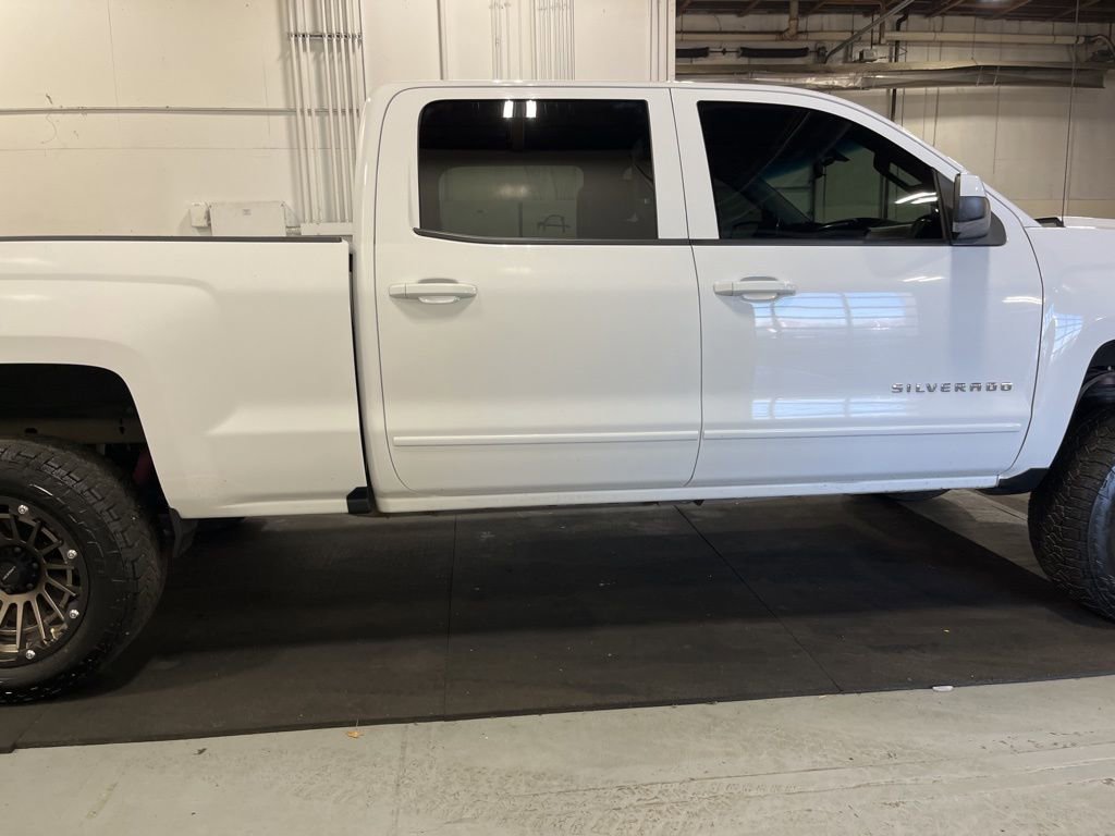Certified 2018 Chevrolet Silverado 1500 LT w/ All Star Edition image 9