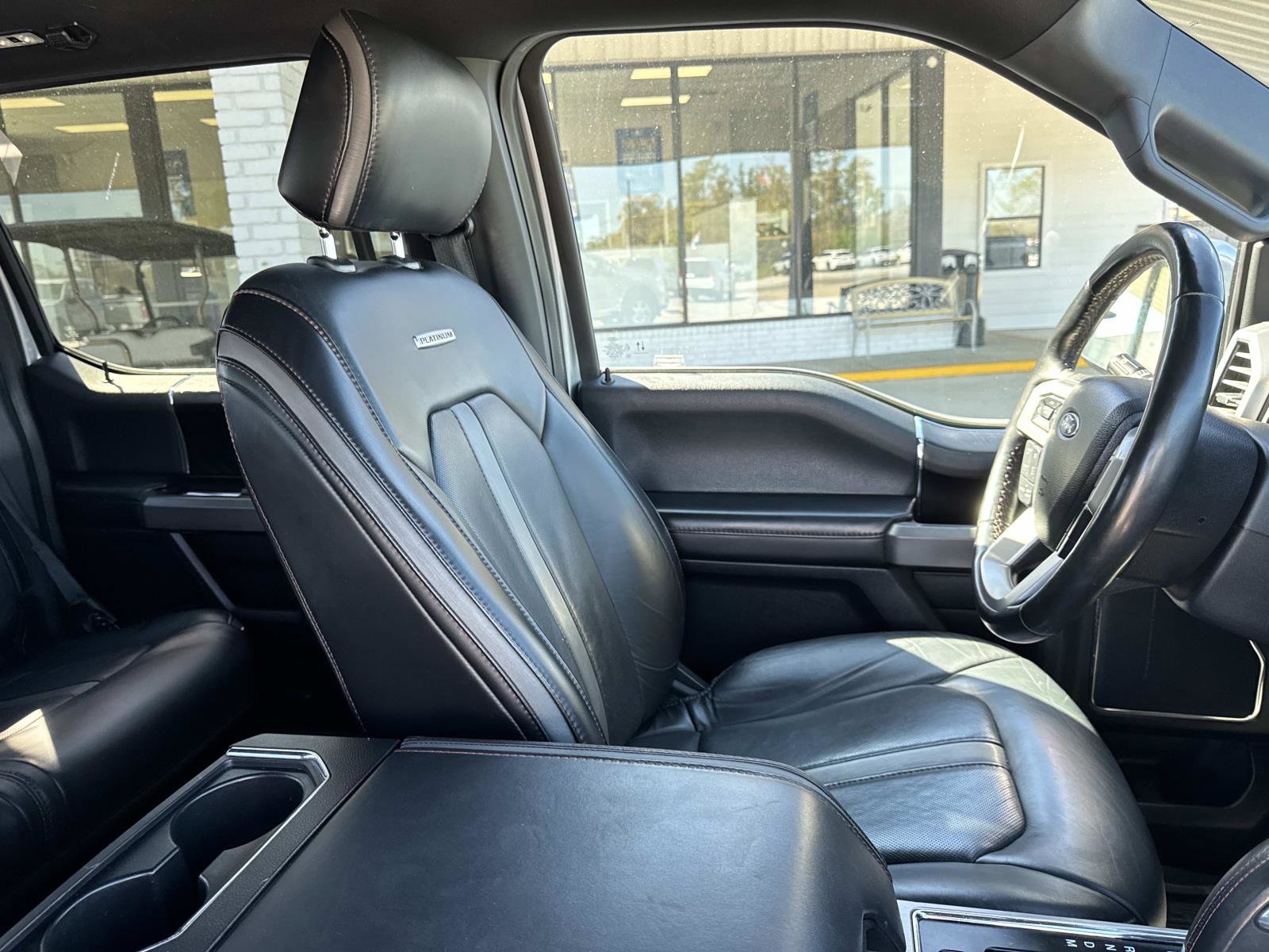 Used 2020 Ford F150 Platinum w/ Equipment Group 701A Luxury AWD/4WD image 11