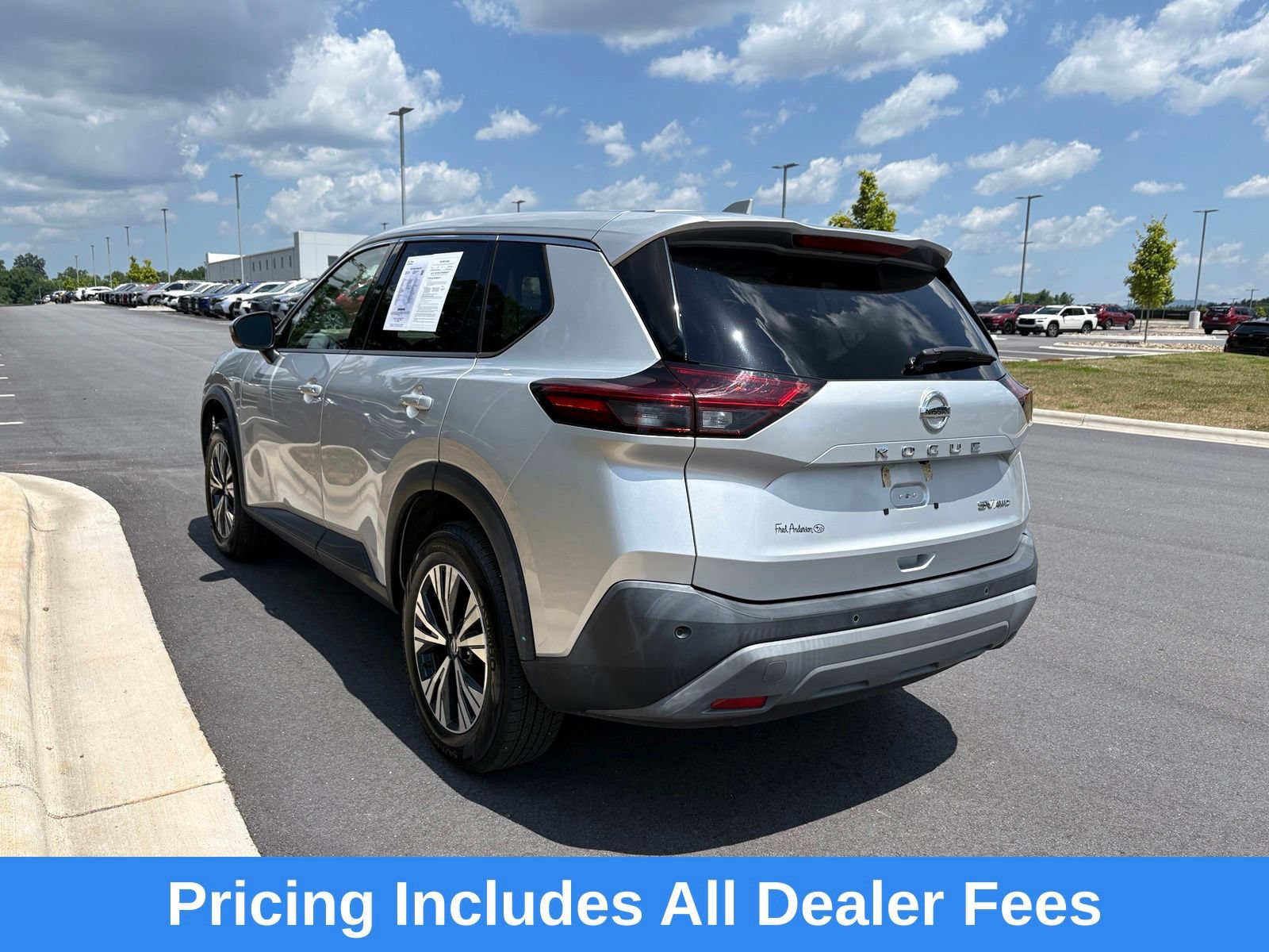 Used 2021 Nissan Rogue SV AWD/4WD image 6