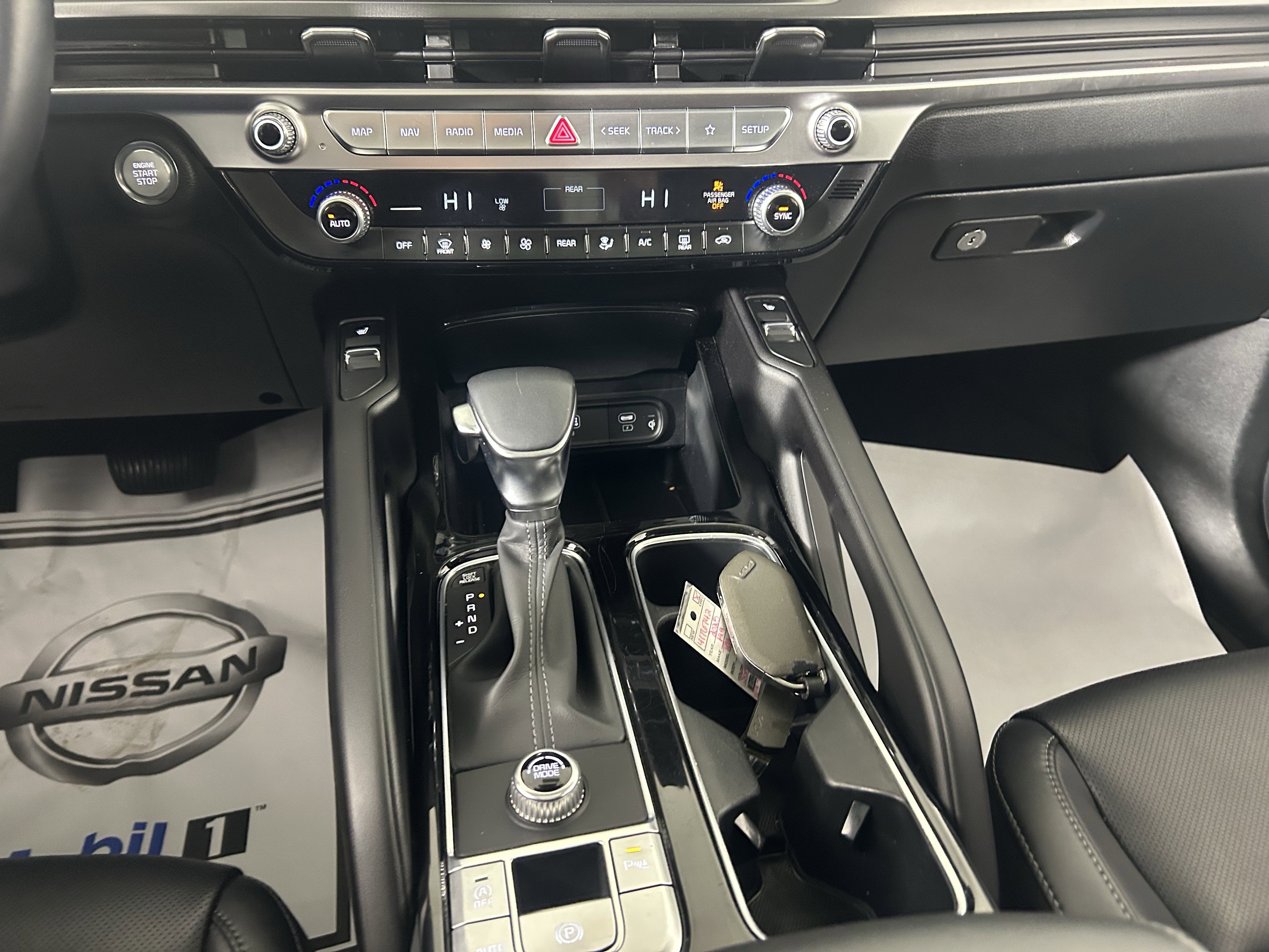 Certified 2025 Kia Telluride S image 26