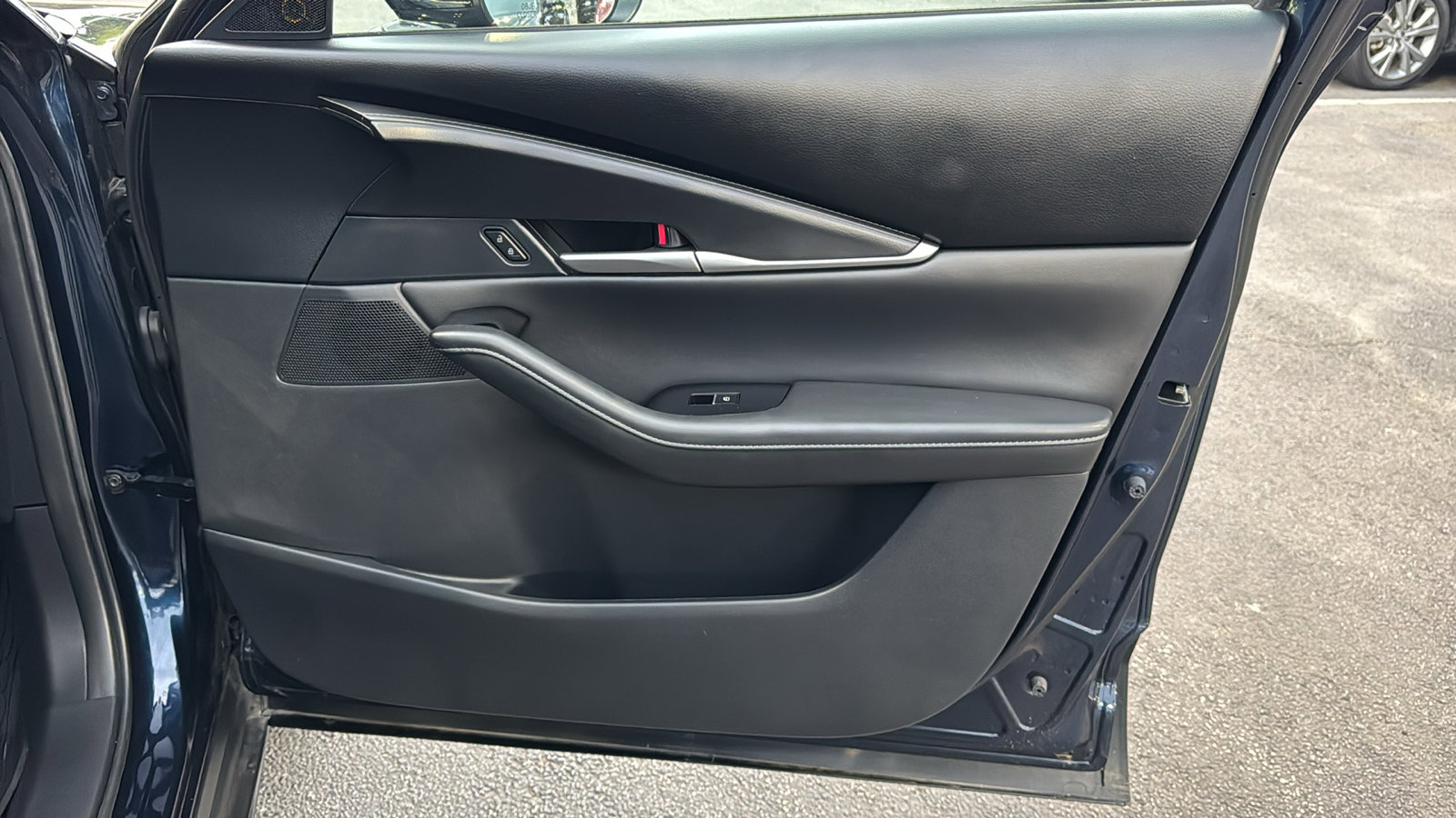 Certified 2024 MAZDA CX-30 AWD 2.5 S w/ Select Sport Pkg image 25