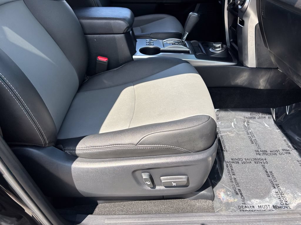 Used 2021 Toyota 4Runner SR5 Premium w/ Moonroof Package AWD/4WD image 38