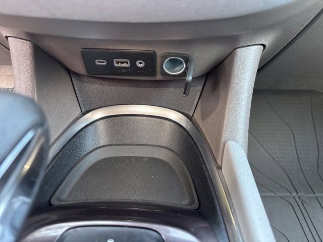 Used 2023 Chevrolet Malibu LT w/ LPO, Floor Liner Package FWD image 25