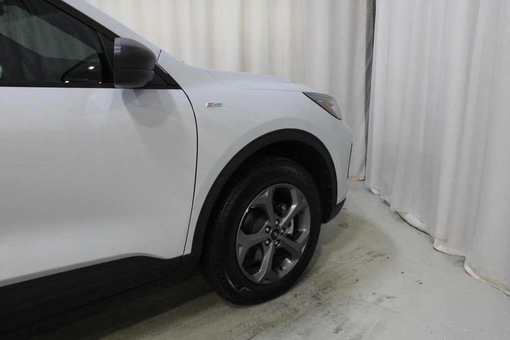 Used 2025 Ford Escape ST-Line w/ Tech Pack #1 AWD/4WD image 27