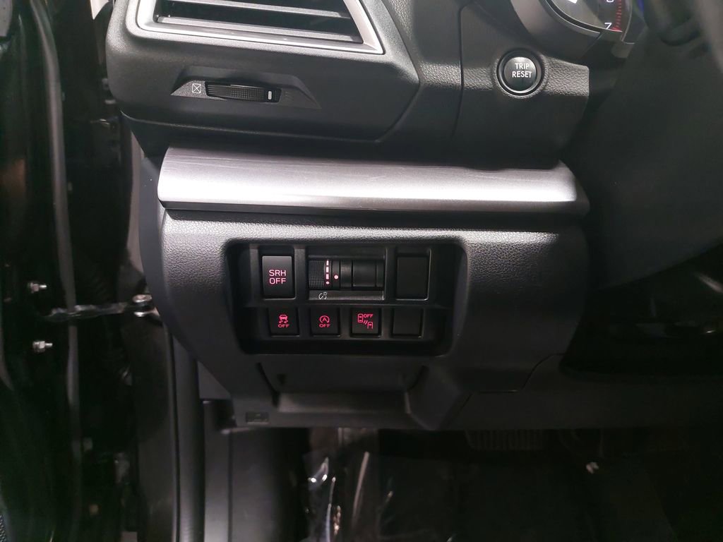 Used 2021 Subaru Crosstrek 2.5i Limited image 25