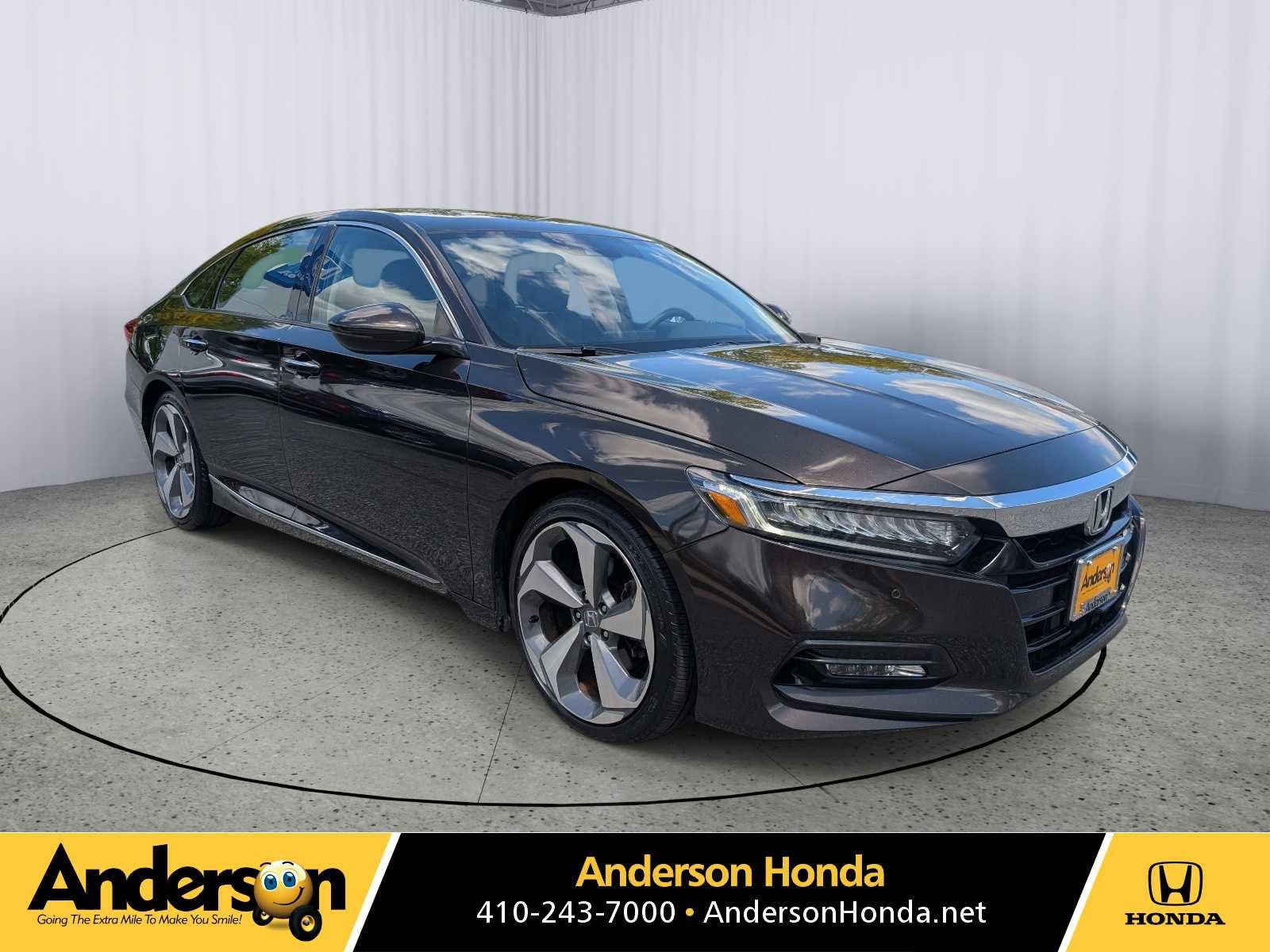 Certified 2018 Honda Accord Touring image 1