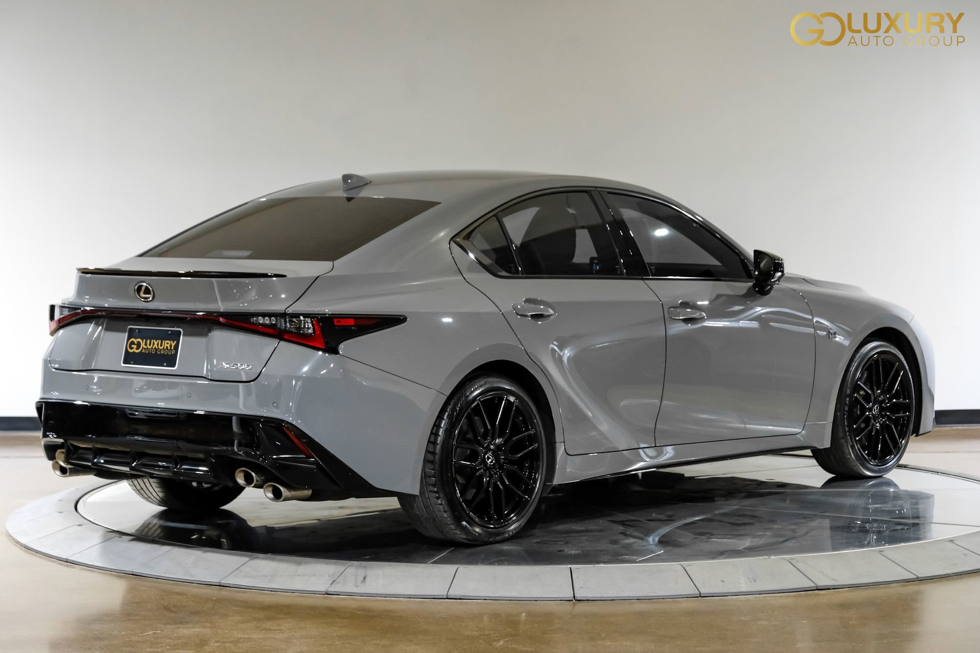 Used 2024 Lexus IS 500 image 10