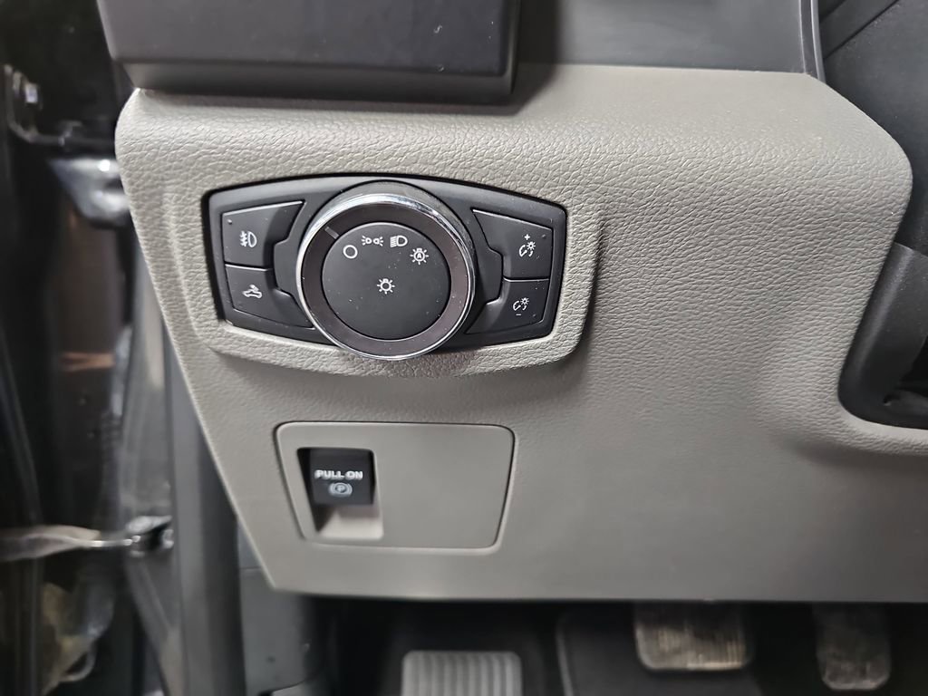 Used 2019 Ford F150 XL w/ Equipment Group 101A Mid AWD/4WD image 23