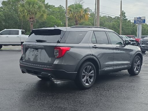 Certified 2023 Ford Explorer XLT w/ Equipment Group 202A RWD image 7