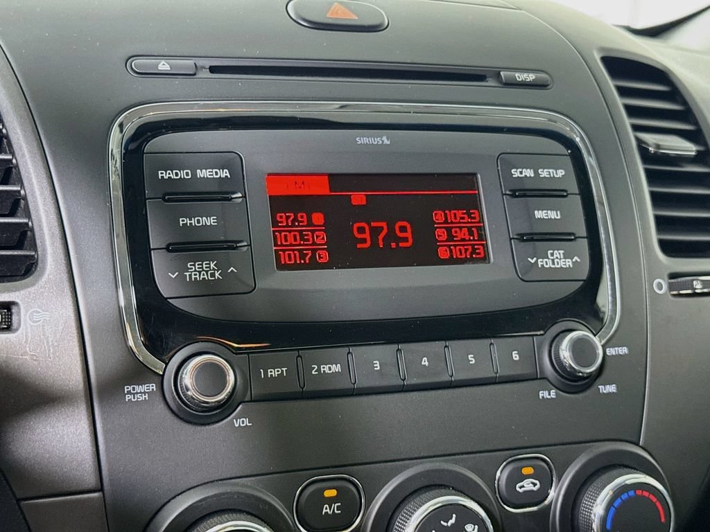 Used 2018 Kia Forte LX FWD image 5