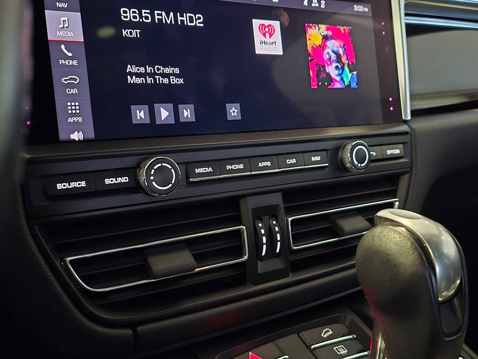 Used 2021 Porsche Macan S image 28