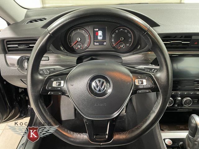 Used 2020 Volkswagen Passat 2.0T R-Line FWD image 15
