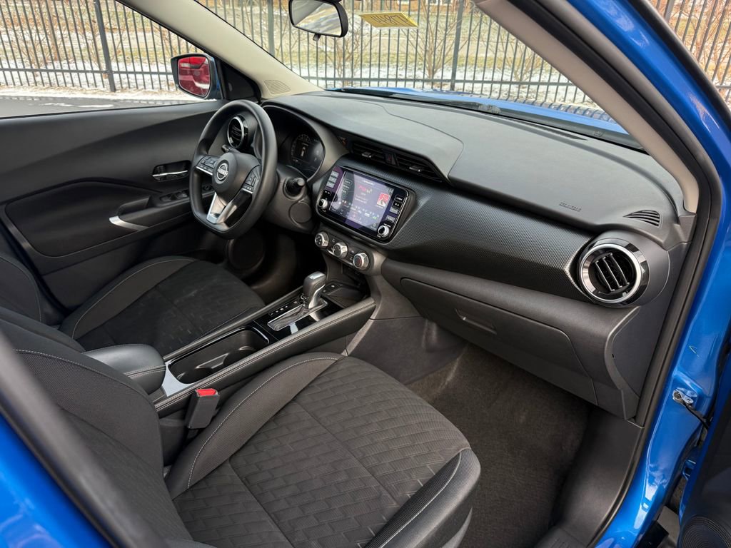 Used 2023 Nissan Kicks SV image 11